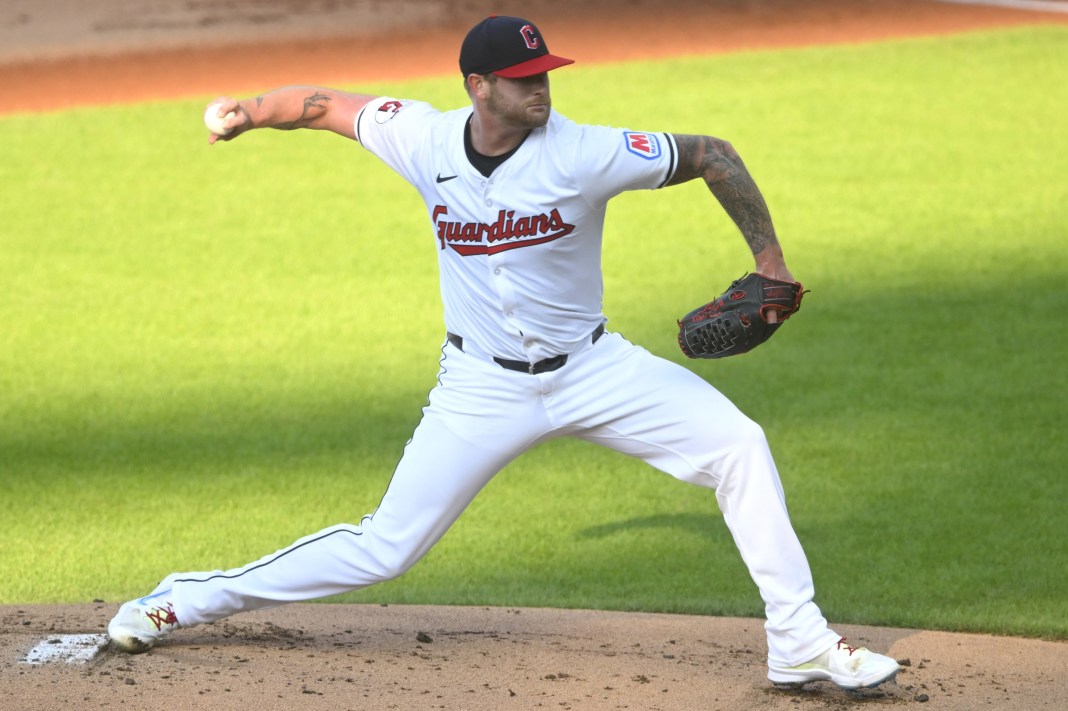 MLB: Chicago Cubs at Cleveland Guardians Cleveland Guardians starting pitcher Ben Lively (39) delivers a pitch during the first inning of the game against the Chicago Cubs at Progressive Field in Cleveland, Ohio, on August 12, 2024.