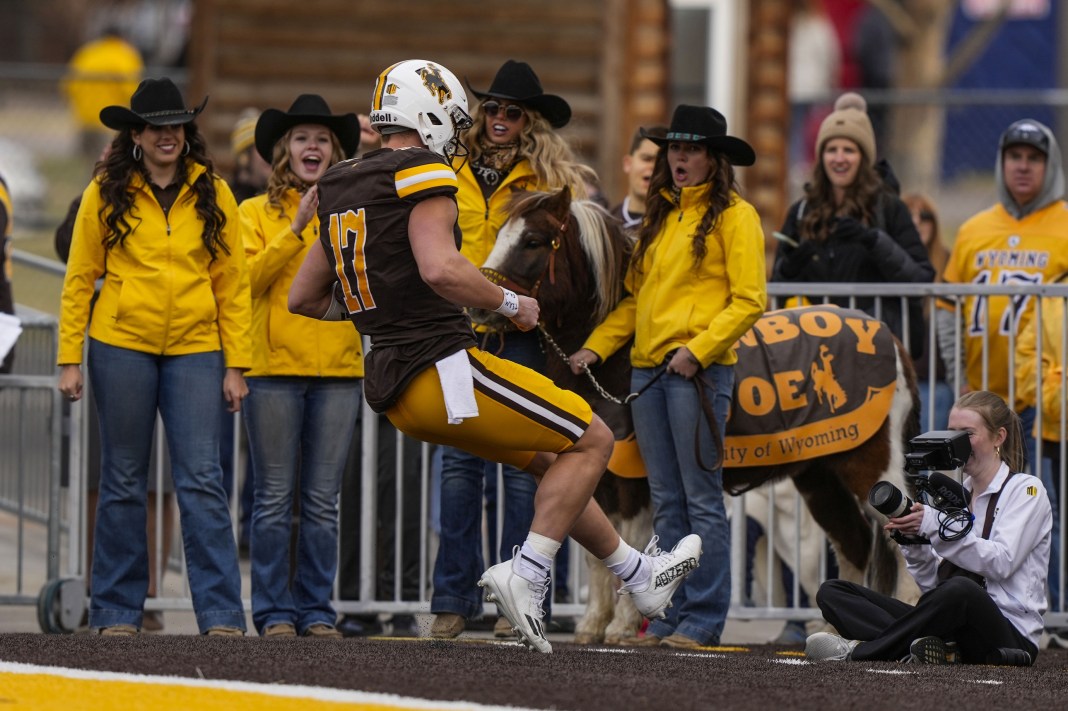 NCAA Football: Hawaii at Wyoming evan svoboda of the wyoming cowboys