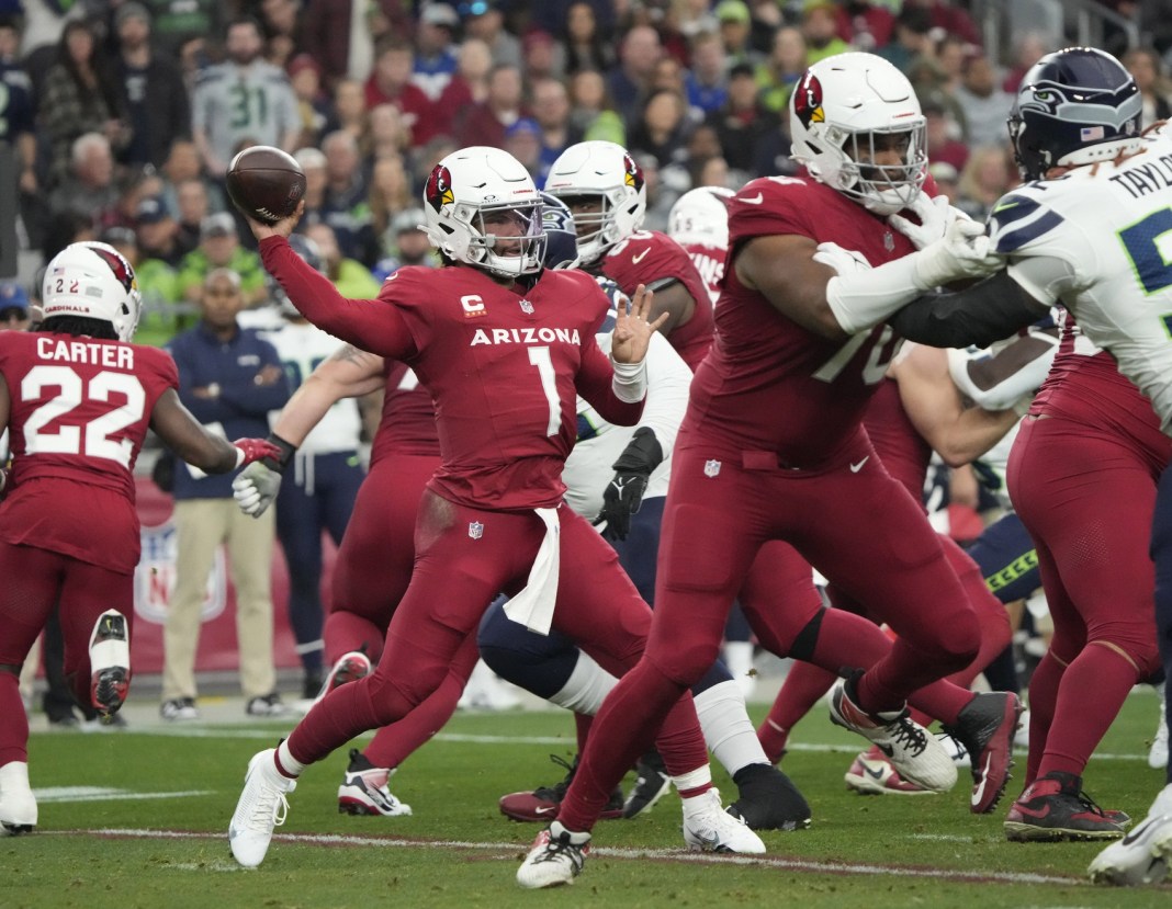 Syndication: Arizona Republic Arizona Cardinals quarterback Kyler Murray (1) throws a pass during the second quarter of the game against the Seattle Seahawks at State Farm Stadium in Glendale on January 7, 2024.