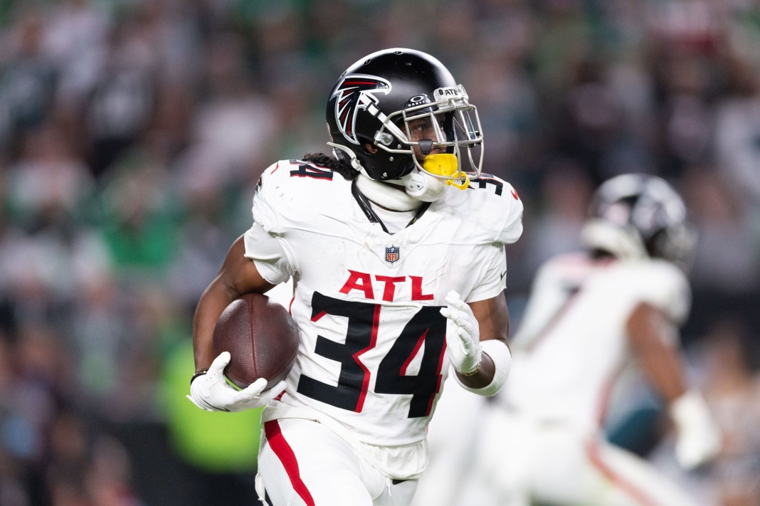 Atlanta Falcons wide receiver Ray-Ray McCloud III (34) runs with the ball during the second quarter against the Philadelphia Eagles at Lincoln Financial Field on September 16, 2024.