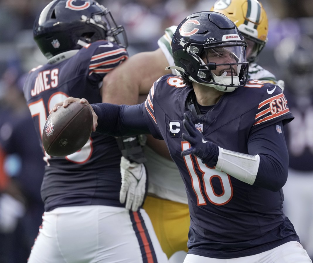NFL: Green Bay Packers at Chicago Bears caleb williams chicago bears nfl sleeper teams