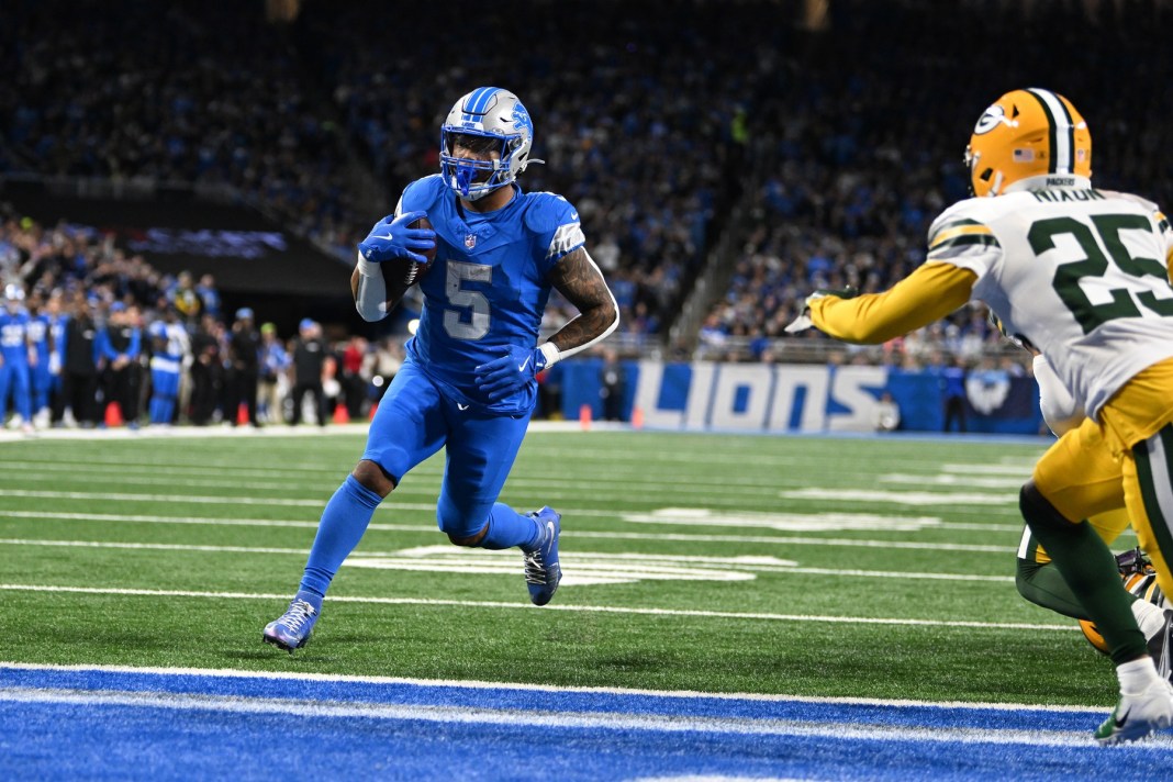 NFL: Green Bay Packers at Detroit Lions Detroit Lions running back David Montgomery (5) runs untouched into the end zone for a touchdown against the Green Bay Packers