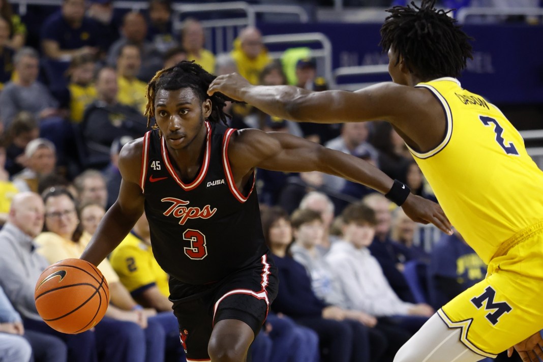 NCAA Basketball: Western Kentucky at Michigan western kentucky hilltoppers men's college basketball