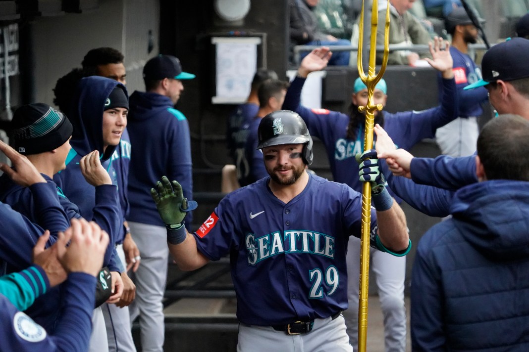 MLB: Seattle Mariners at Chicago White Sox Seattle Mariners catcher Cal Raleigh (29) is greeted in the dugout after hitting a home run during the sixth inning of the game against the Chicago White Sox at Guaranteed Rate Field in Chicago, Illinois, on May 21, 2025.