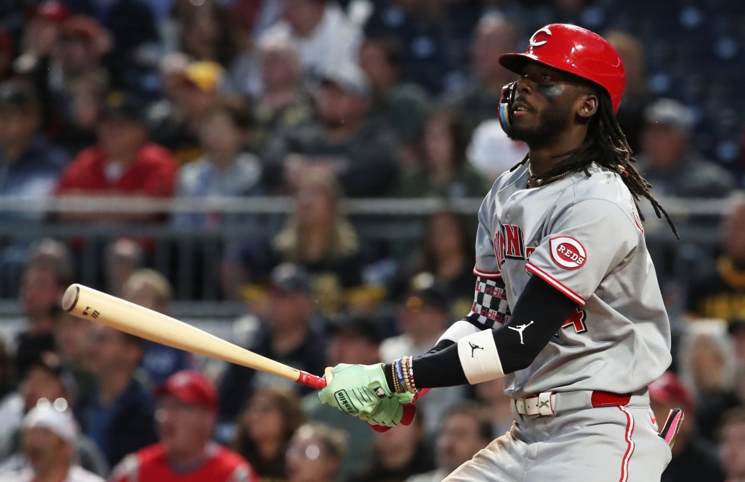 Cincinnati Reds shortstop Elly De La Cruz (44) hits an RBI double during the eighth inning of the game against the Pittsburgh Pirates at PNC Park in Pittsburgh, Pennsylvania, on May 19, 2025.