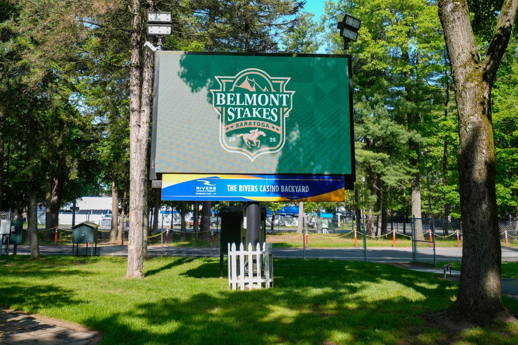 Horse Racing: Belmont Stakes-Workouts Belmont Stakes sign