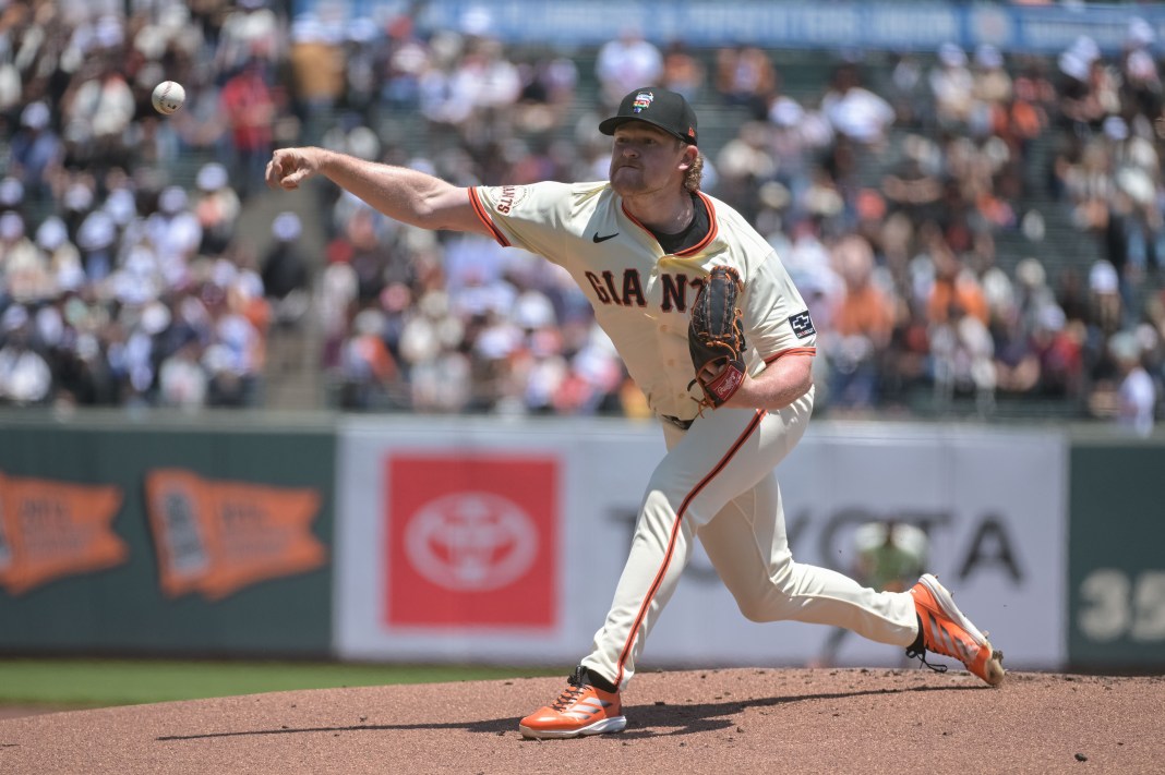 San Francisco Giants pitcher Logan Webb (62) throws a pitch against the Atlanta Braves during the first inning at Oracle Park in San Francisco, California, on June 7, 2025.
