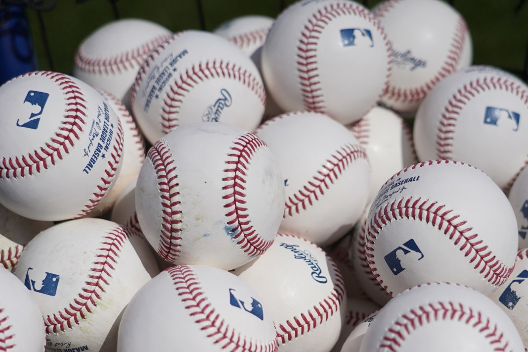 MLB balls