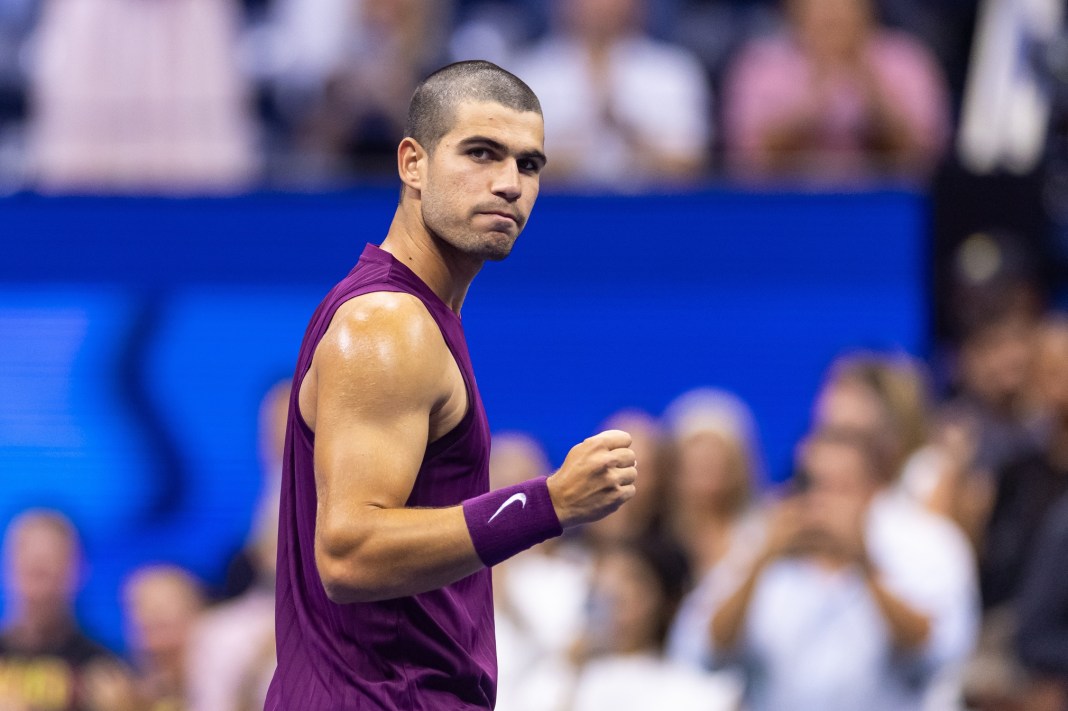 Tennis: US Open Carlos Alcaraz pumps his fist during a match against Mattia Bellucci at the 2025 US Open.