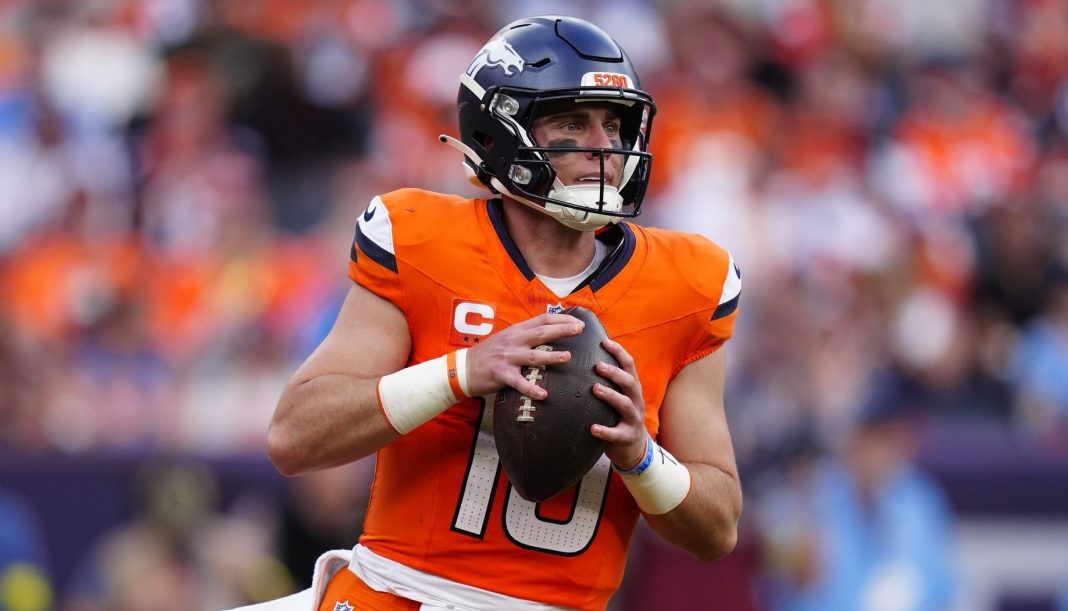NFL: Tennessee Titans at Denver Broncos Broncos quarterback Bo Nix drops back against the Titans in Week 1 of the 2025 NFL season.