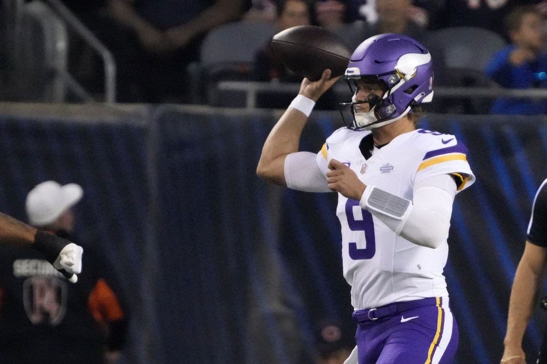 NFL: Minnesota Vikings at Chicago Bears Vikings quarterback J.J. McCarthy throws a pass against the Bears in Week 1 of the 2025 NFL season.
