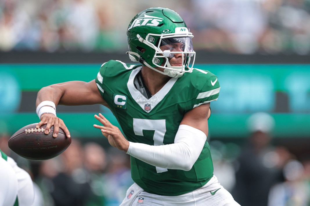 NFL: Pittsburgh Steelers at New York Jets