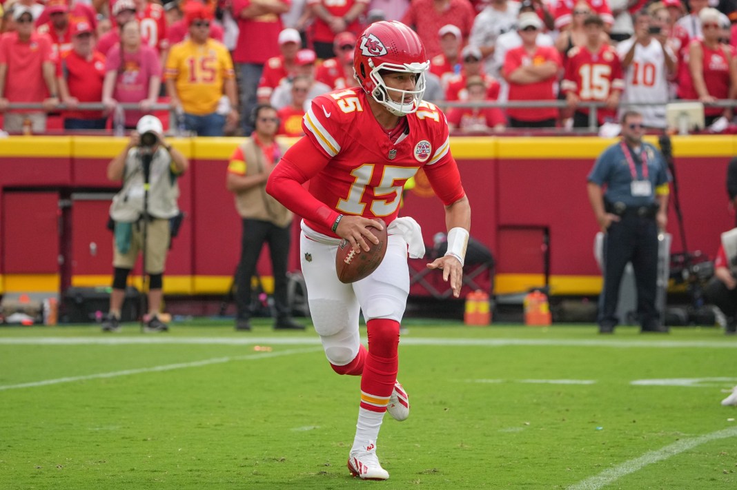 NFL: Philadelphia Eagles at Kansas City Chiefs Chiefs quarterback Patrick Mahomes looks to make a play against the Eagles during the 2025 NFL season.