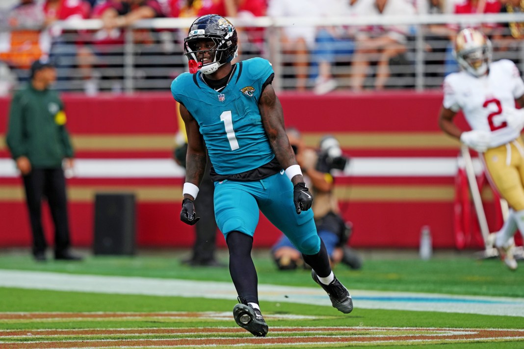 travis etienne first touchdown scorers week 5