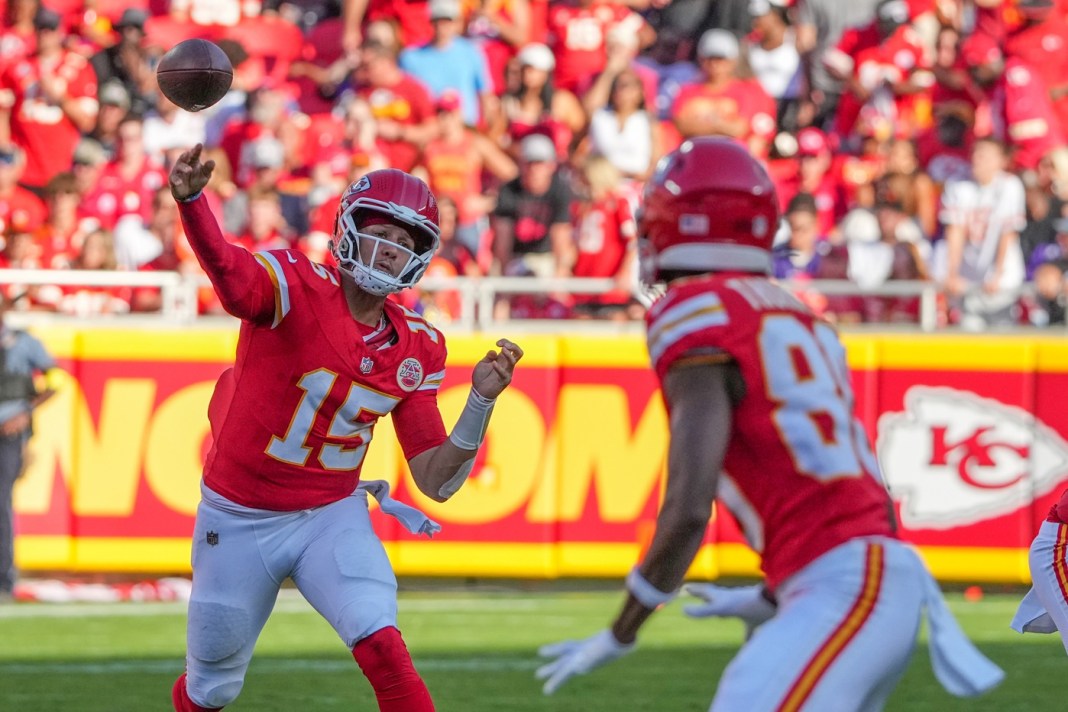 Chiefs star Patrick Mahomes throws a pass during a game against the Ravens in the 2025 NFL season.