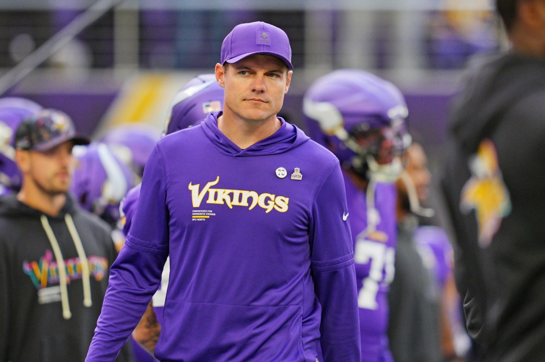 NFL: Philadelphia Eagles at Minnesota Vikings kevin o'connell vikings average joe contest picks week 9