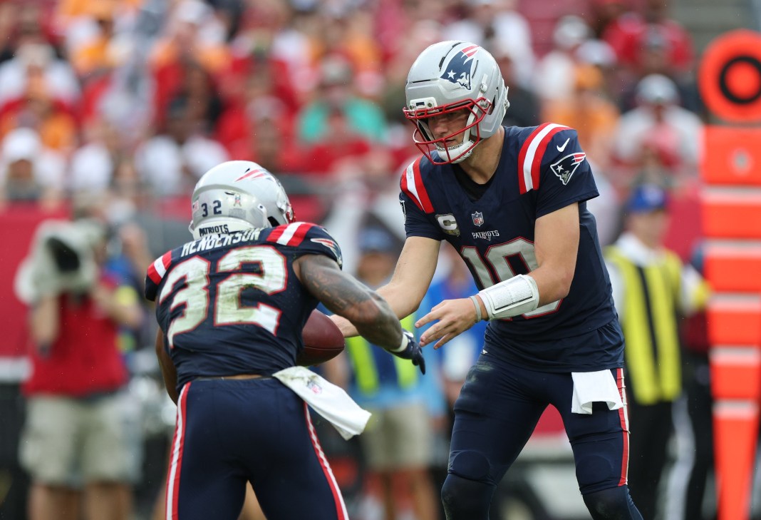 NFL: New England Patriots at Tampa Bay Buccaneers Drake Maye, New England Patriots, NFL