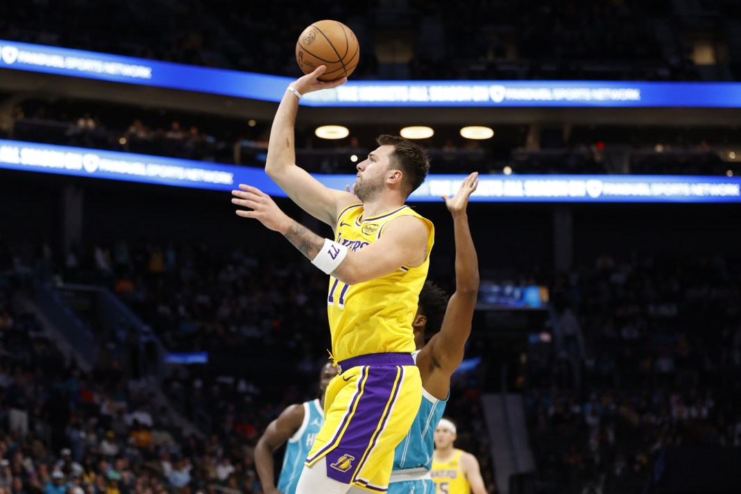 NBA: Los Angeles Lakers at Charlotte Hornets Lakers superstar Luka Doncic takes a floater against the Hornets during the 2025-26 NBA season.