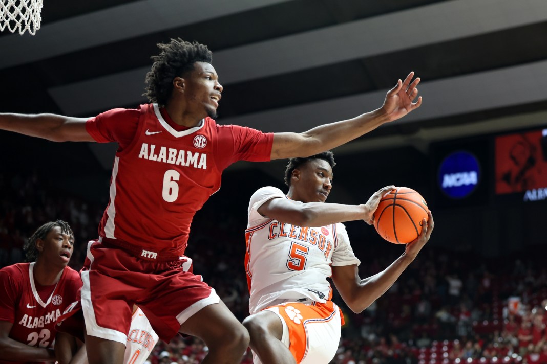 NCAA Basketball: Clemson at Alabama college basketball picks december 9